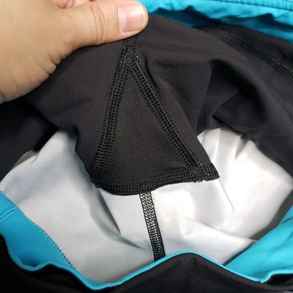 Lululemon Womens Run Top Speed Cropped Leggings Size 4 Fitness Yoga Stretchy